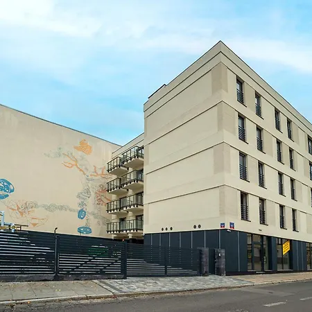 City Host Wolczanska Lodz  Exterior photo