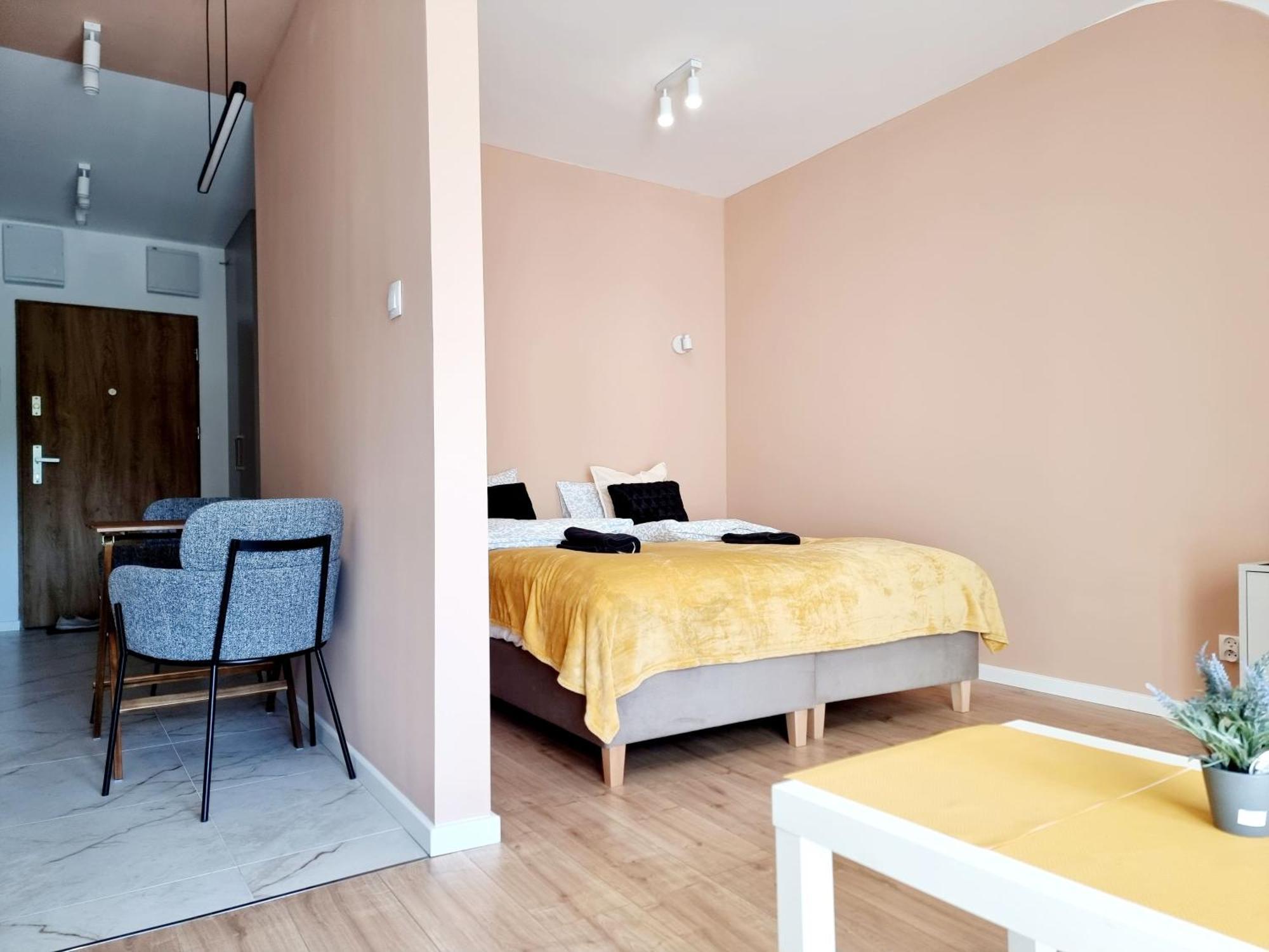 Host Wolczanska Apartment
